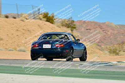 media/Dec-13-2025-Extreme Speed (Sat) [[d129ecb0b9]]/Beginner/Session 2 (Turn 4)/